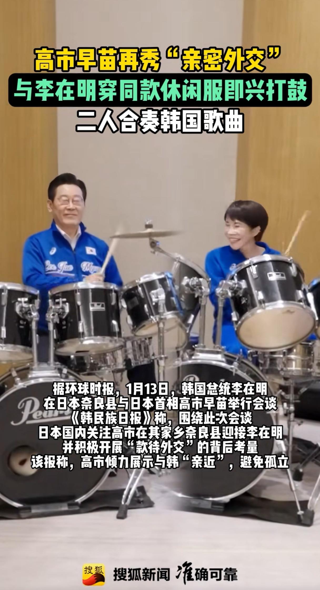 起猛了，她这表情确实看起来有点“瘆人”：上一秒笑容如沐春风，下一秒凶狠毒辣，无缝