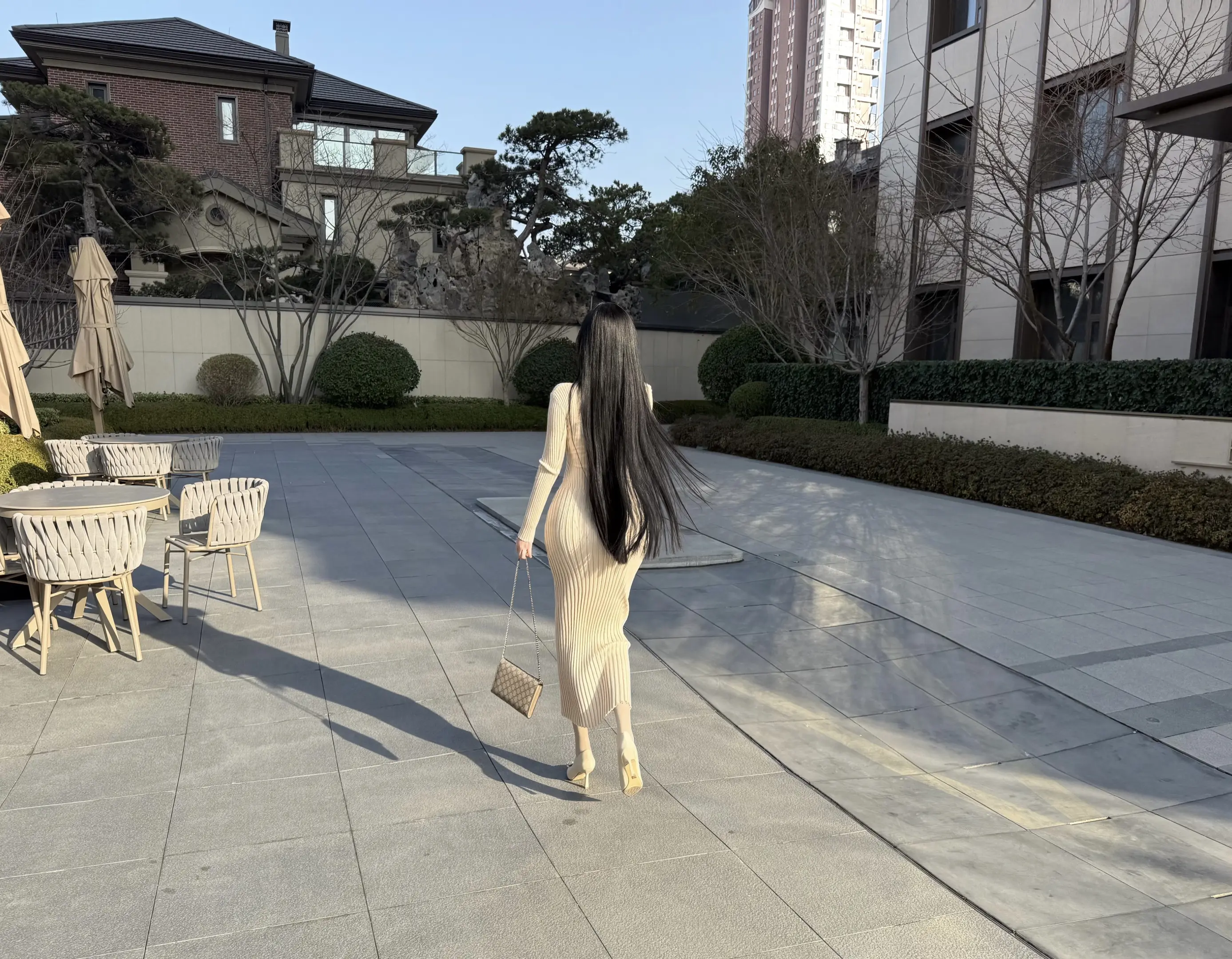 哪有那么多建议 你只需要超过昨天的自己