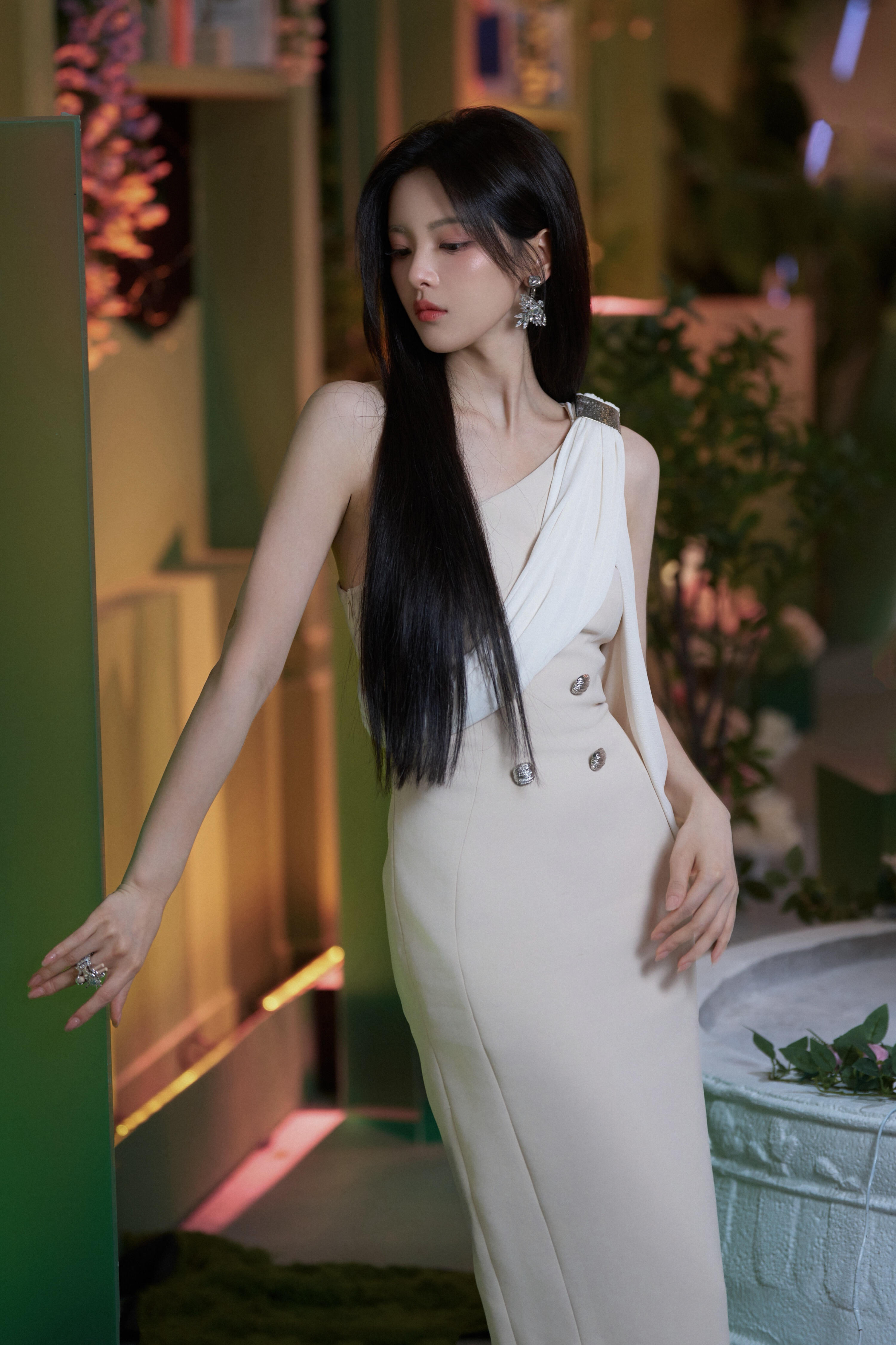 杨超越的通透我将逐帧细品 谁被杨超越狠狠治愈了！年纪轻轻内核却无比稳定通透，朋友
