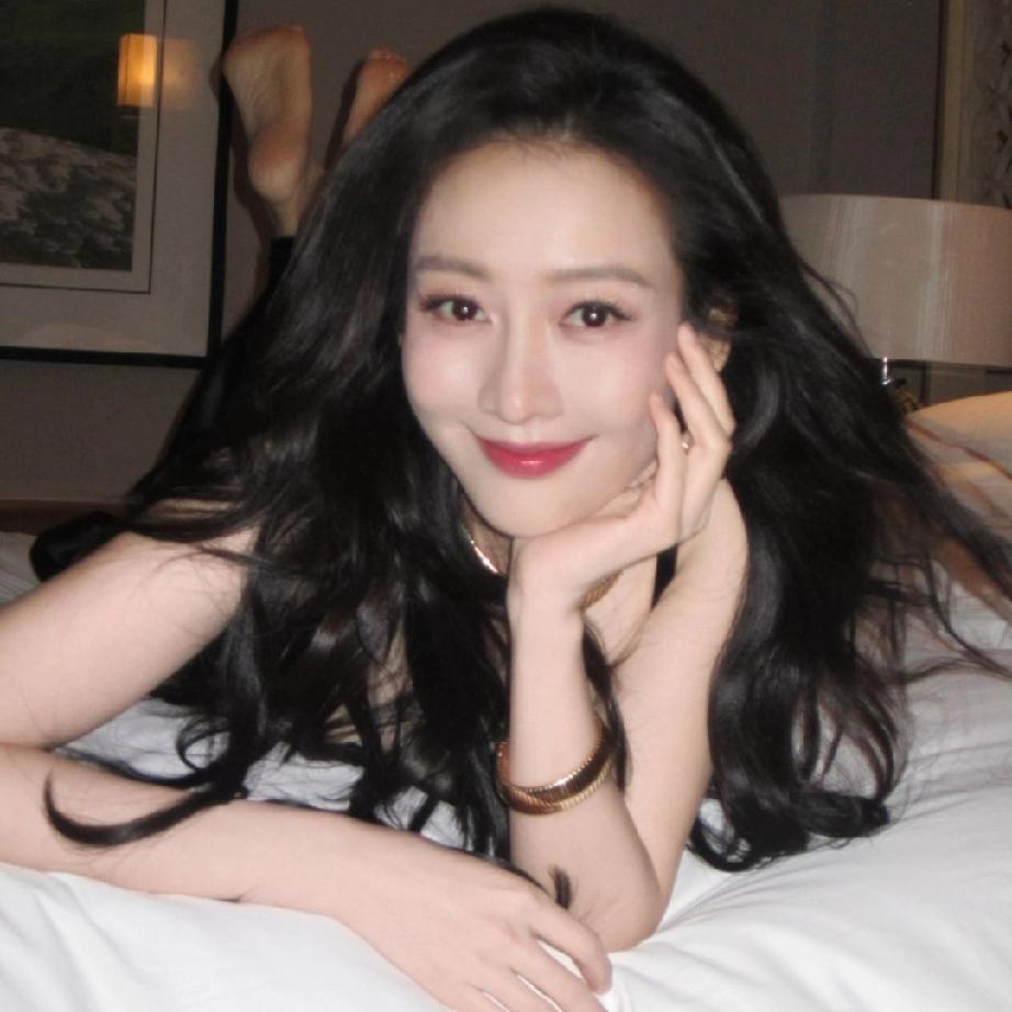 真心奉劝所有漂亮女人一句话，
都跟王鸥好好学一学呀！
不是学她去父留子，而是好好