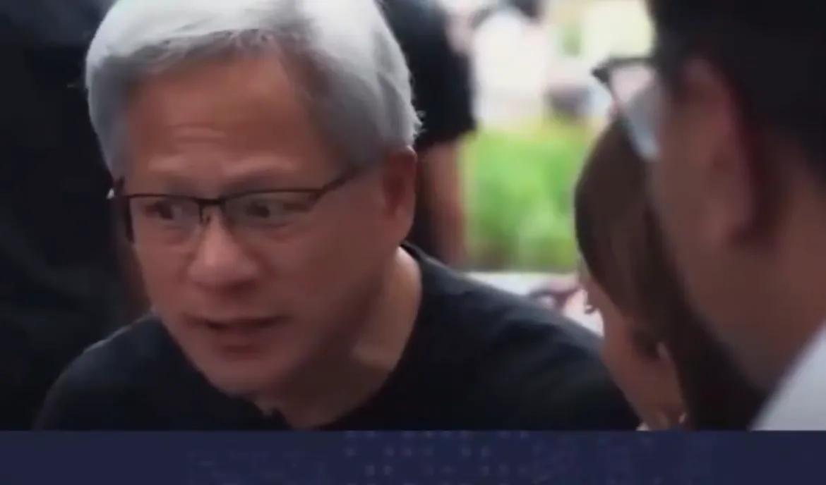 英伟达CEO黄仁勋：人工智能(AI)时代，可以不学编程，但不能不学这些技能，数学