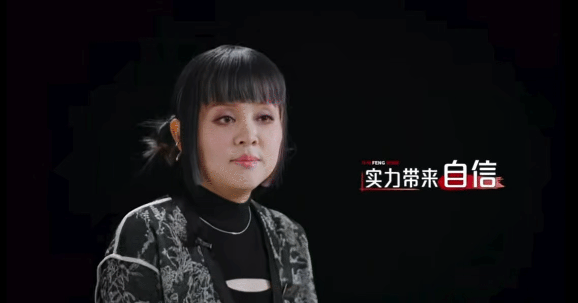 这次轮到宁静不舒服了艺笔封神 我仔细对比了半小时，发现一个扎心的事实：彩犟像的是