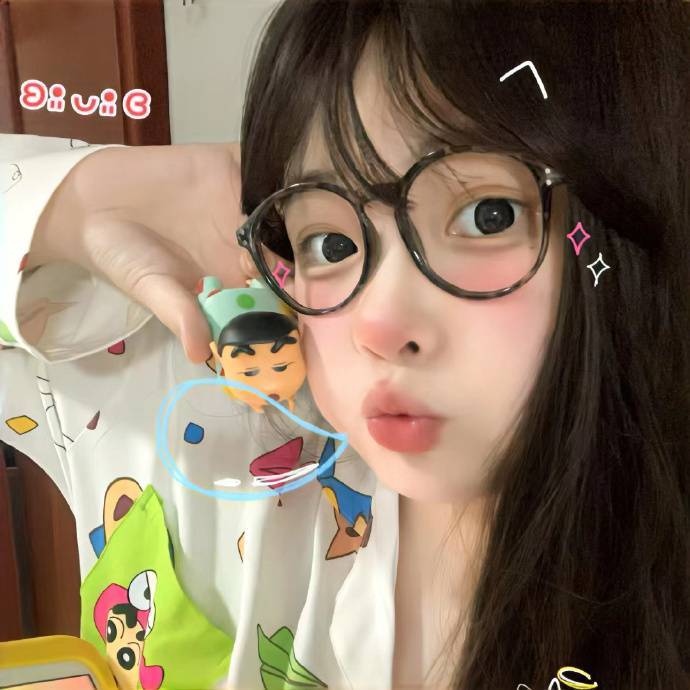 在意你的人总会出现在你看得见的地方。 