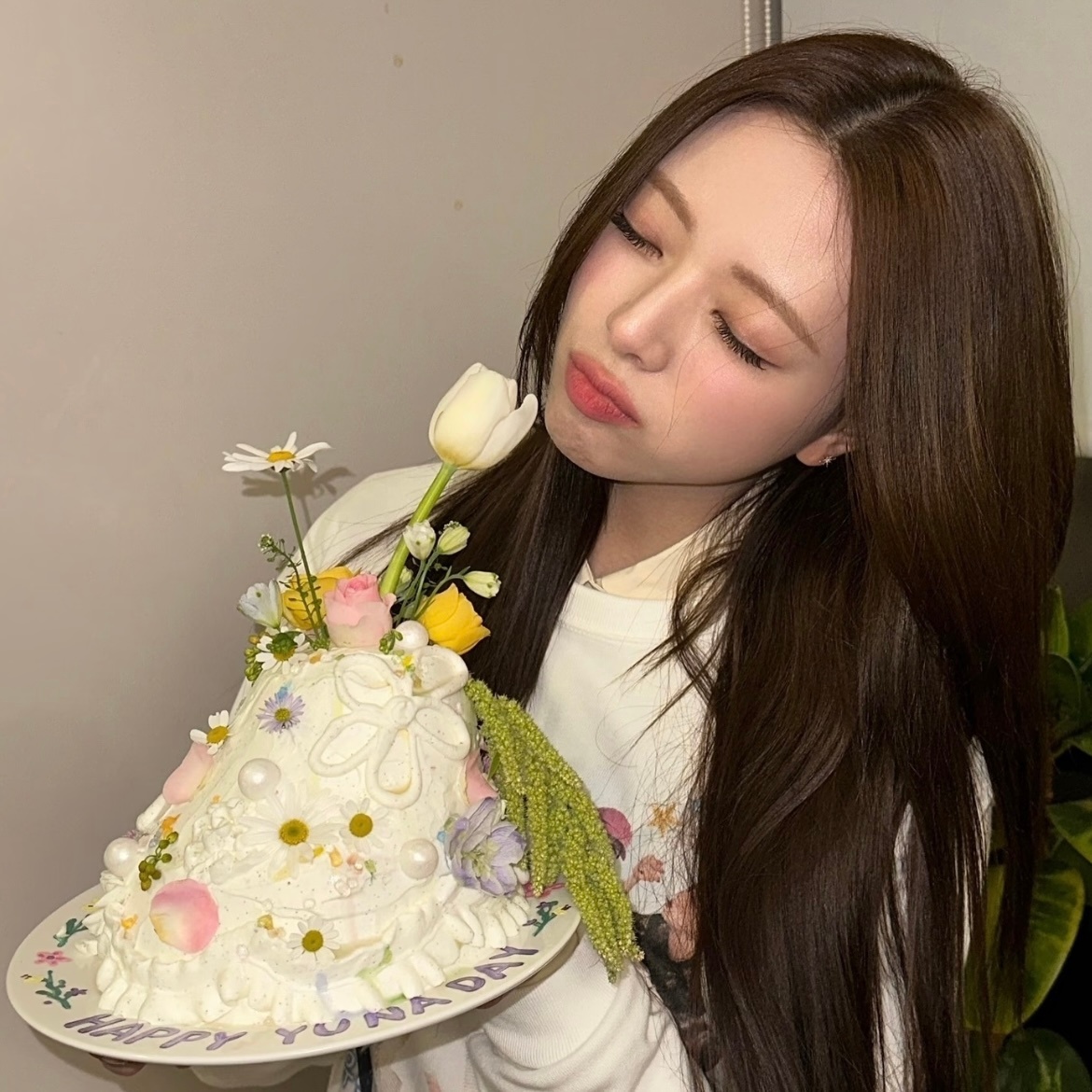 kpop女头｜申有娜｜itzy｜yuna 