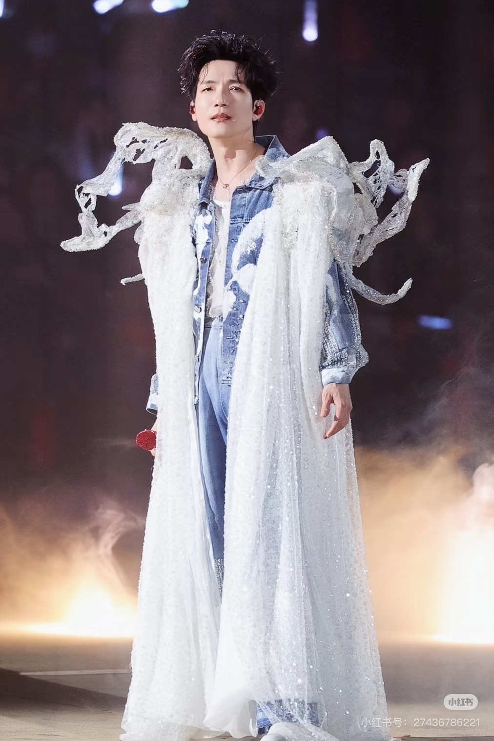 陈楚生抢票陈楚生南昌演唱会预售售罄陈楚生演唱会的门票确实很难买，号召力太强了～唱