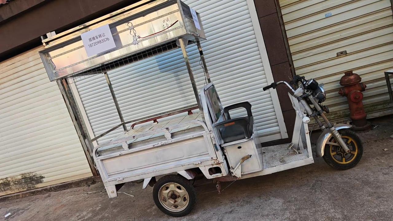 摆摊的尽头是什么呢