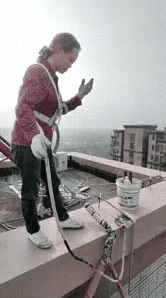 祝福高空作业的美女[祈祷][祈祷][祈祷]