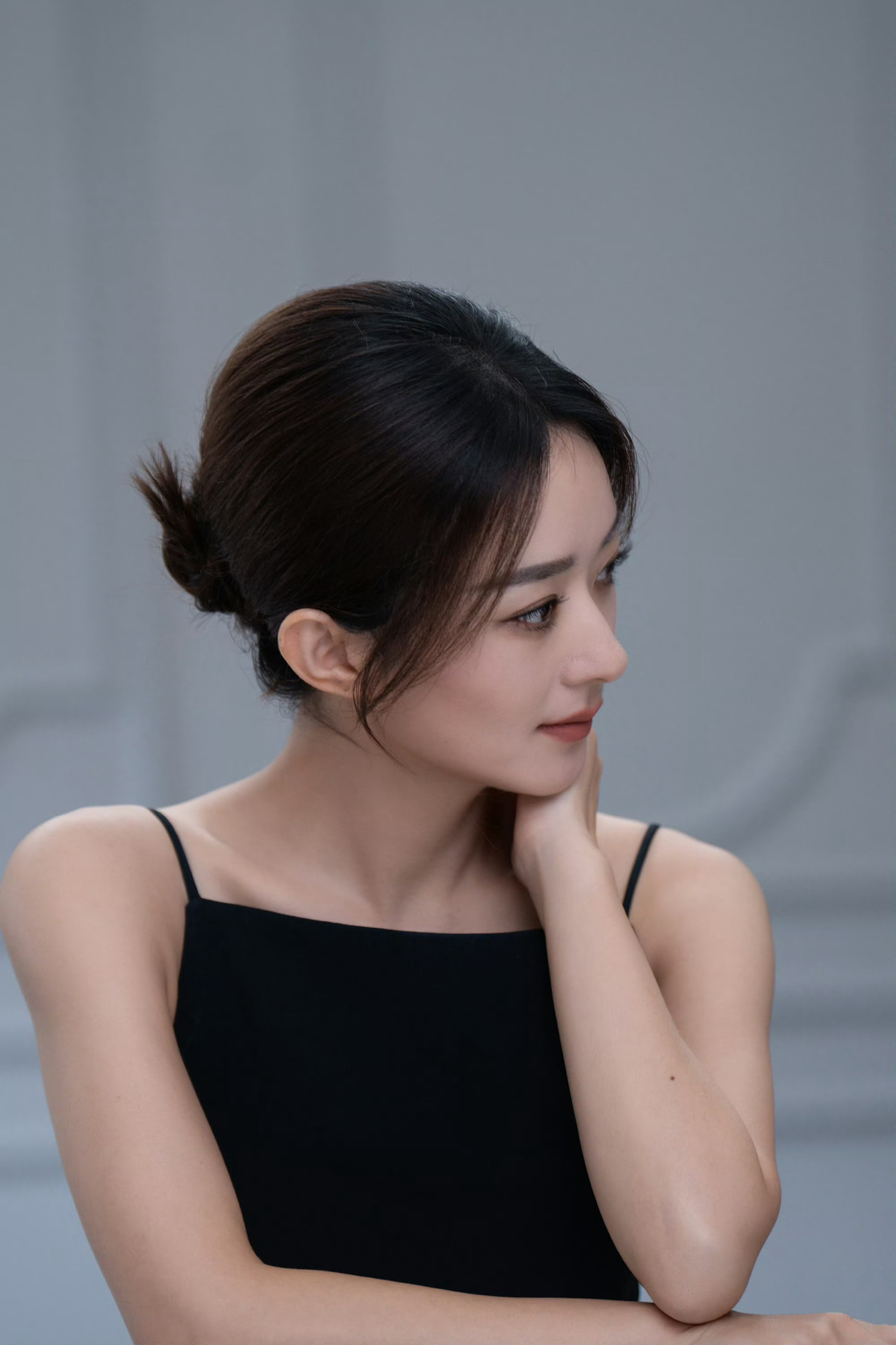 赵丽颖纪梵希全球彩妆香氛代言人美得我晕倒质感好好完全适配啊啊啊 