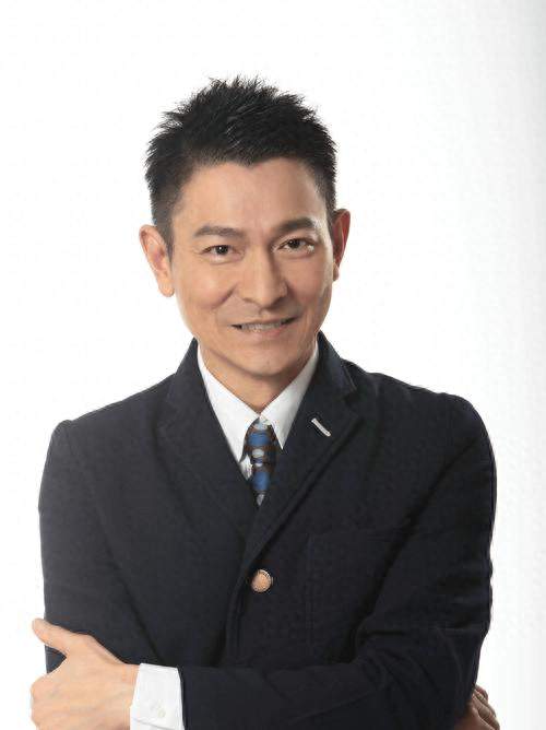 刘德华亲口承认“我65岁”，坦言有年龄焦虑，一句话戳中无数人