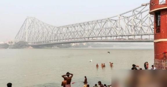 恒河为什么没有航运能力？很简单，曾被英国给坑了，印度花大价钱。

之前我还以为是