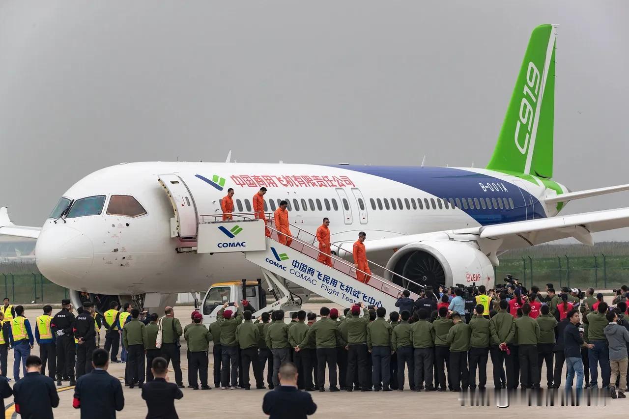 拿下了！20架空客再中国门外停了三个月，欧洲终于松口C919适航证。

如今欧洲