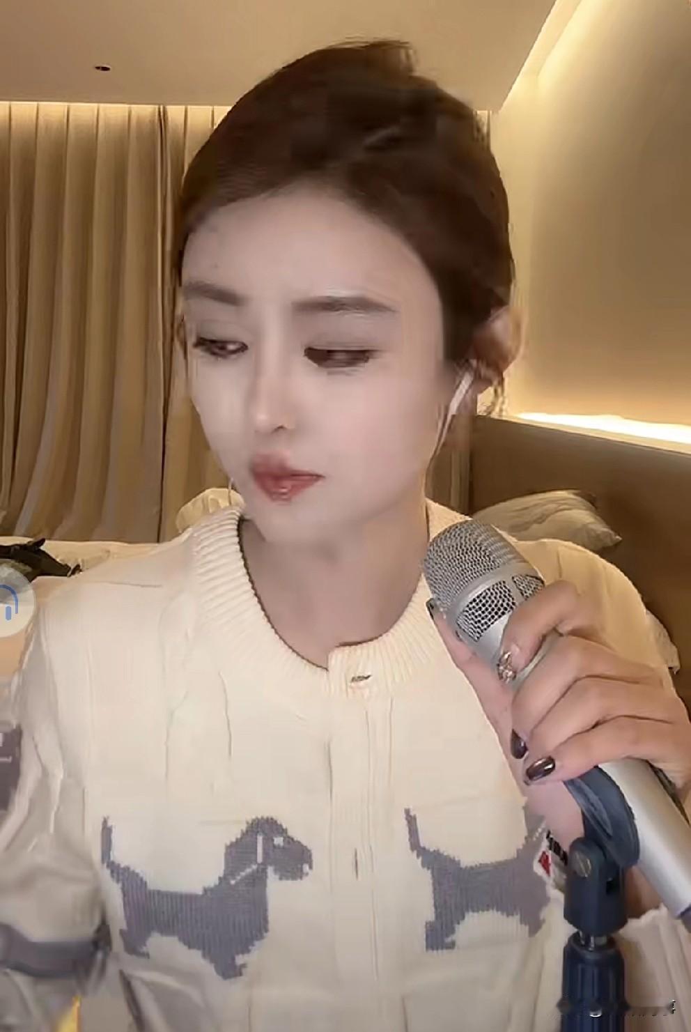 cp恋告终！腿腿落泪正面回应“婚史”，仙家粉丝暴动气愤。

          