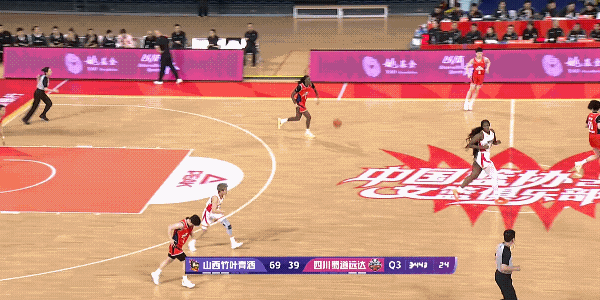 四川女篮之所以在俱乐部杯决赛能现在落后山西女篮30分，主要就是我们赛程安排太不合