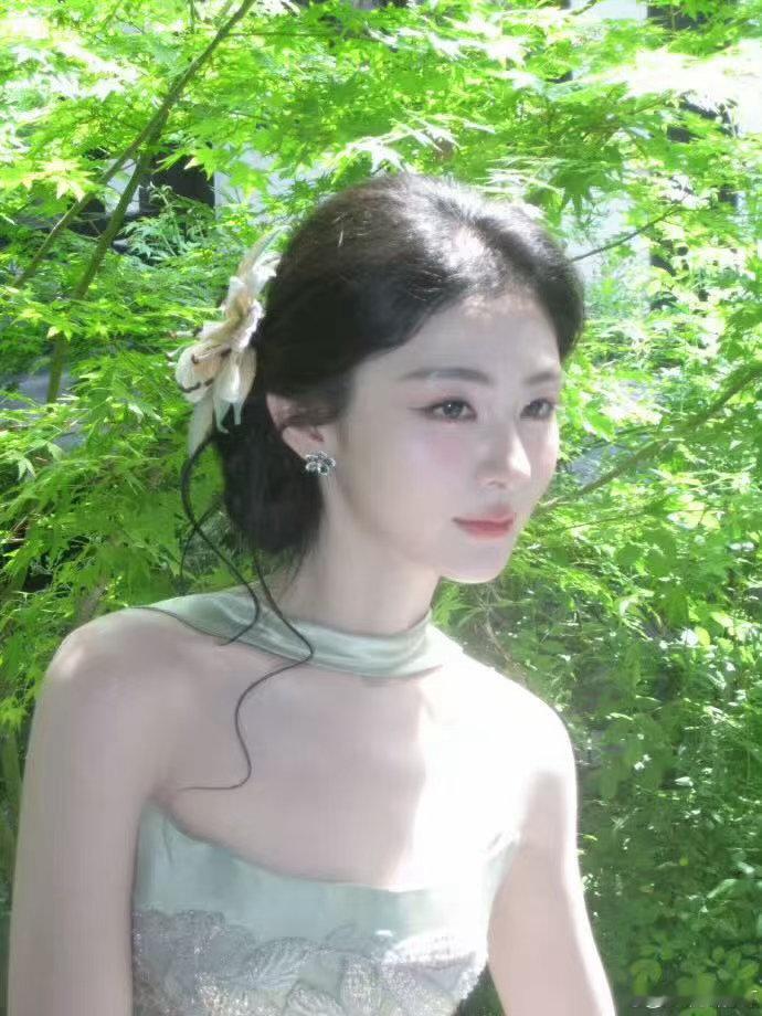 赵晴年度文化魅力人物 从汉服出圈到实力演员，赵晴真的把东方韵味刻进骨子里啦，年度