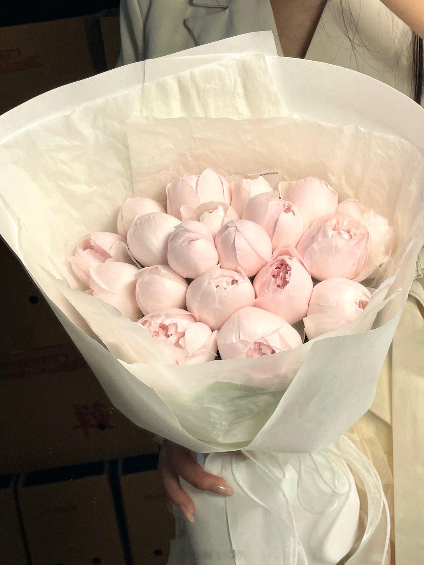 不知道哪个坏蛋在发誓，又打雷又下雨