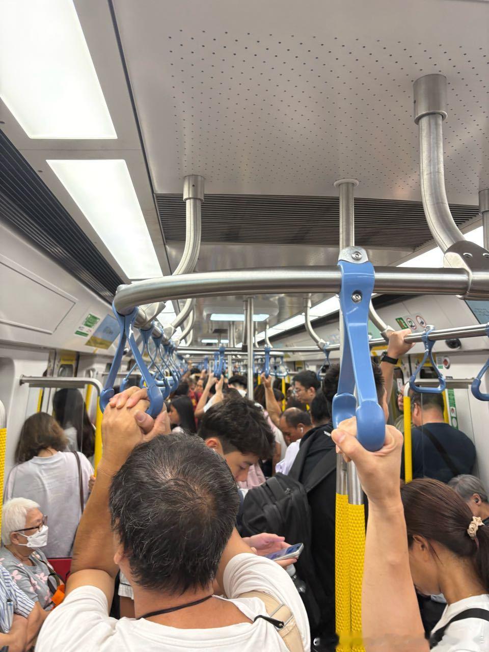港铁MTR港铁 网友：2026年9月4日（周五），16:49，MTR屯马线美孚-