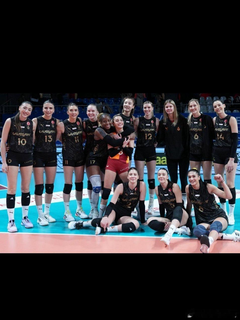 加拉塔萨雷即将在布汉·费莱克体育场与基耶里进行欧洲杯决赛，现场筹备工作正在火热进