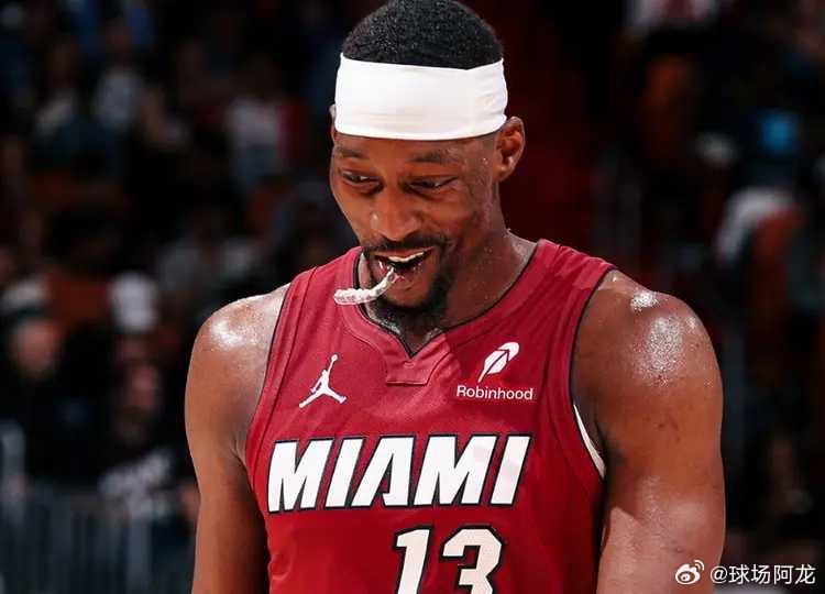 北京时间3月11日，NBA常规赛热火主场对阵奇才，热火中锋阿德巴约大爆发打出生涯