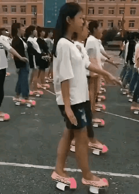 “这么大胆的学校？！”