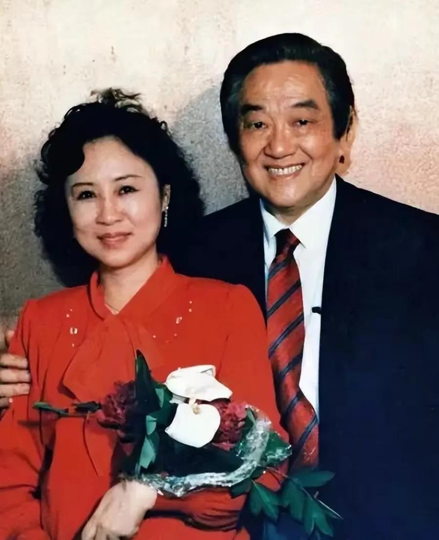 跟琼瑶、平鑫涛有关联的影视公司


1、皇冠文化集团，1954年由平鑫涛成立，最