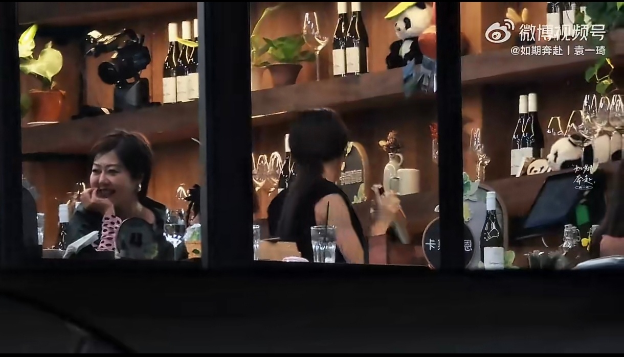 袁一琦中餐厅早C晚A袁一琦中餐厅咖啡调酒都来的谁被中餐厅袁一琦惊艳到了！咖啡调酒
