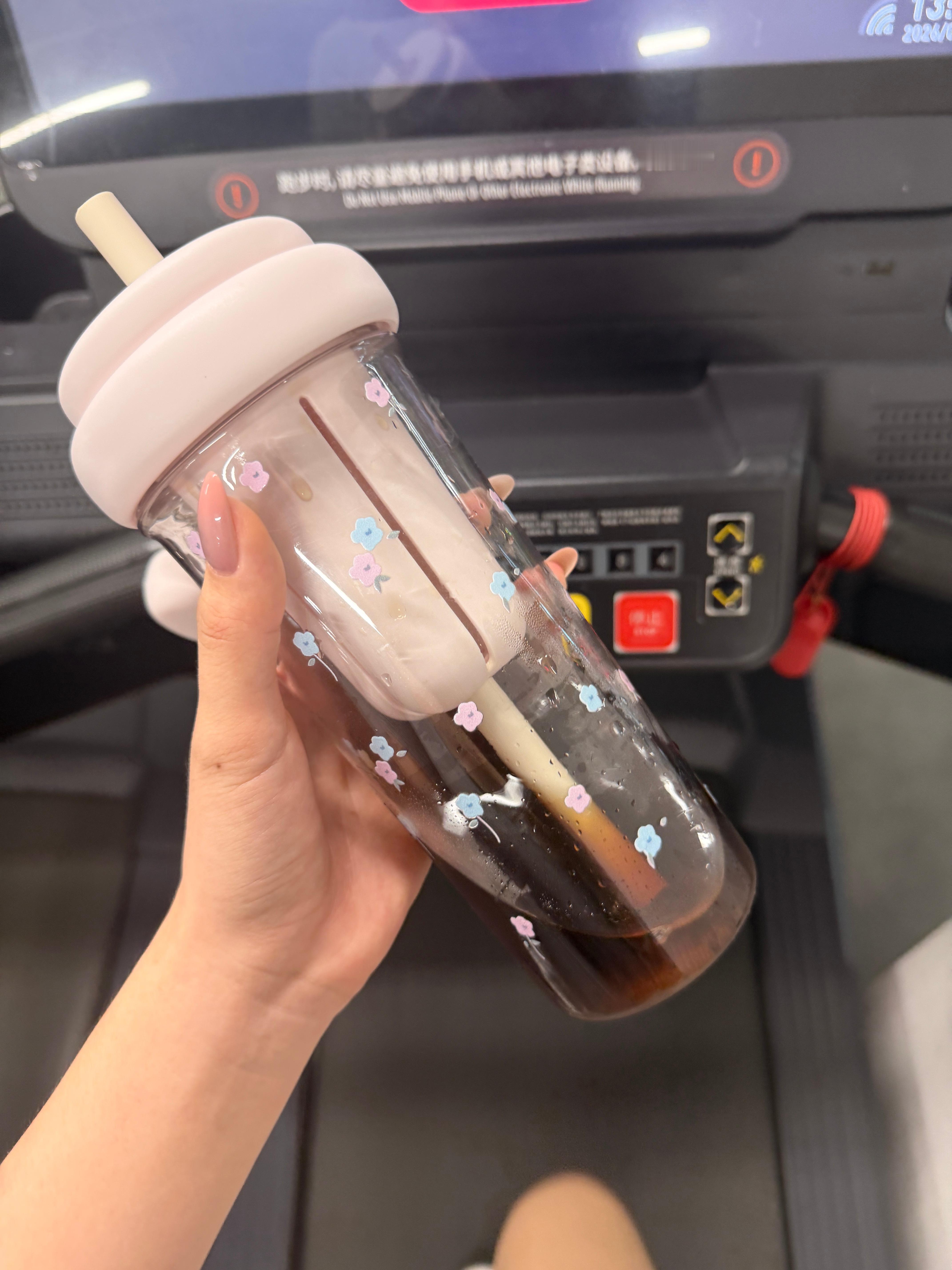早上坏友友们刚起床我又在自律了 