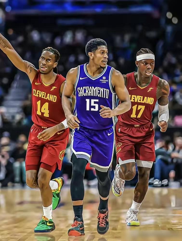 施罗德低端局还是很靠谱的

骑士战胜灰熊，施罗德首发29分钟，投篮12中8，三分