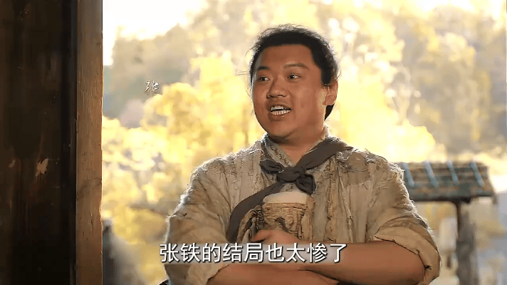 在《凡人修仙传》第30集的结局里，韩立为了营救南宫婉独自闯入坠魔谷，一路历经重重