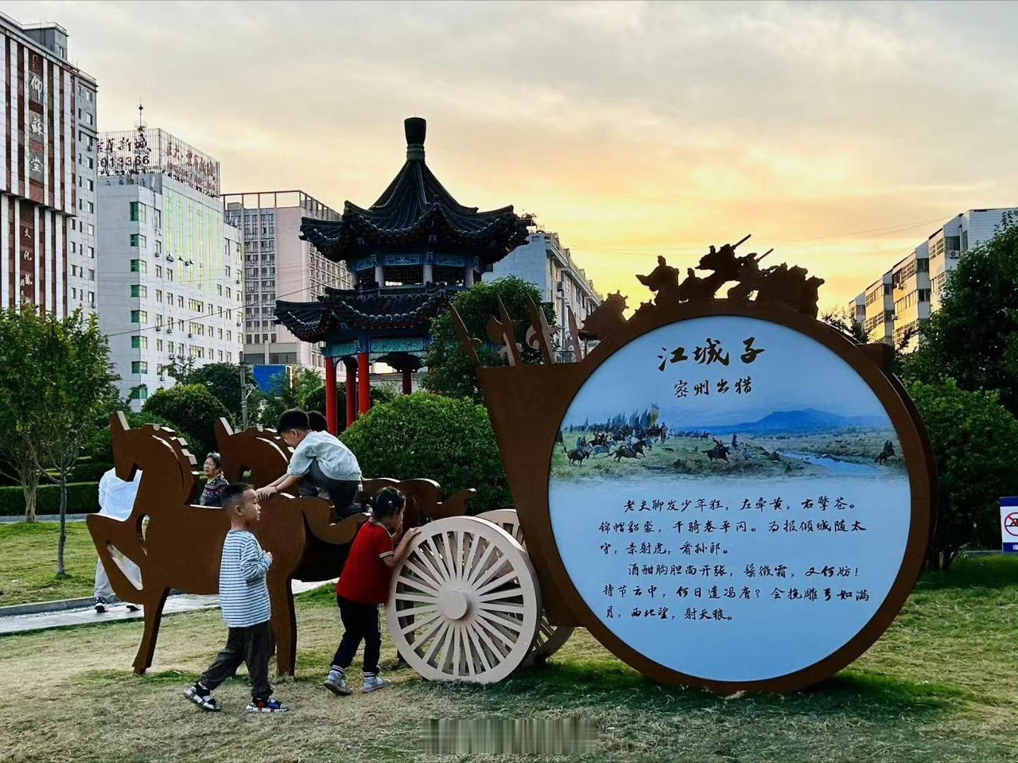 旅游热度很低却很夯的城市 你听说过潍坊吗？它不是热门旅游榜单的常客，却是懂行人口