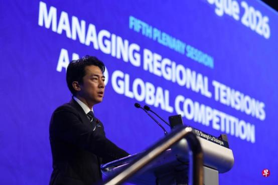 日本防卫大臣小泉进次郎对中国喊话了！他说：如果中国对日本有意见，欢迎随时举办会谈