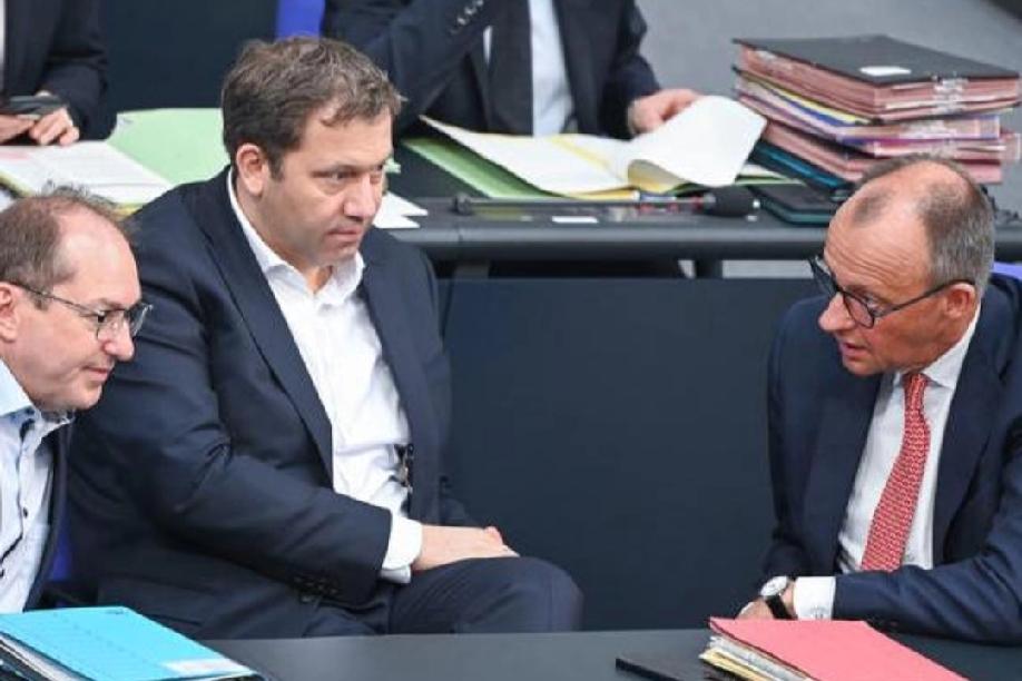 11月19日，路透社报道:“周二，德国副总理兼财长克林拜尔作为默茨内阁首个访华部