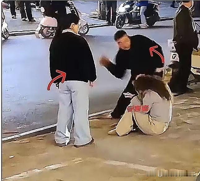 这回算是彻底栽了，这两口子恐怕做梦都想买后悔药吃。

当初动手那股狠劲儿哪去了？