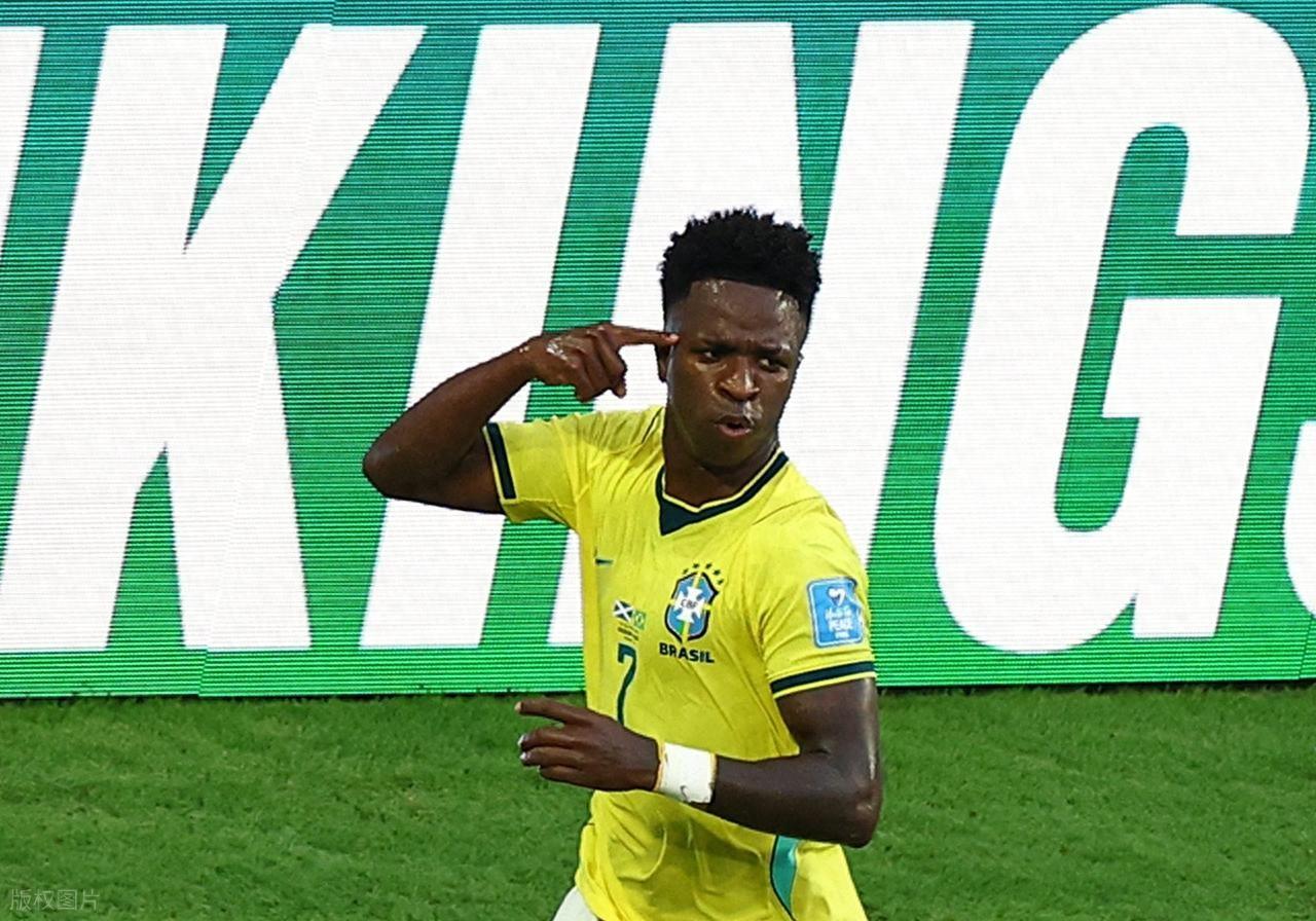 这场3-0，让世界杯F组更乱了！日本队陷入“赢球可能碰巴西，输球可能出局”的战略