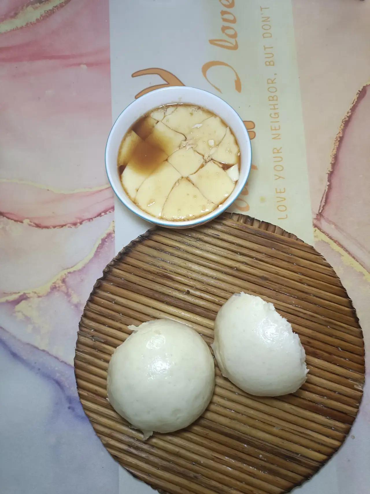 今天的早餐，
每天早起给老公做饭，
他从不说喜欢吃啥，

也不说不喜欢吃啥，
我