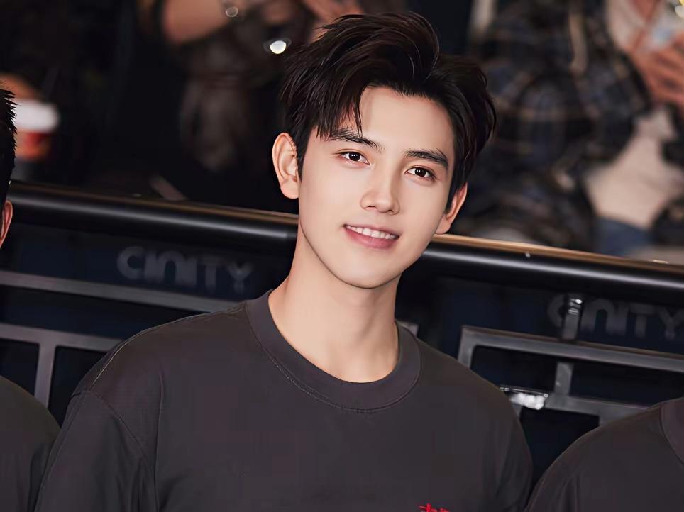 看看王天辰，再看看陈飞宇，我终于明白两个人之间的差距了，这和演技的关系其实根本不