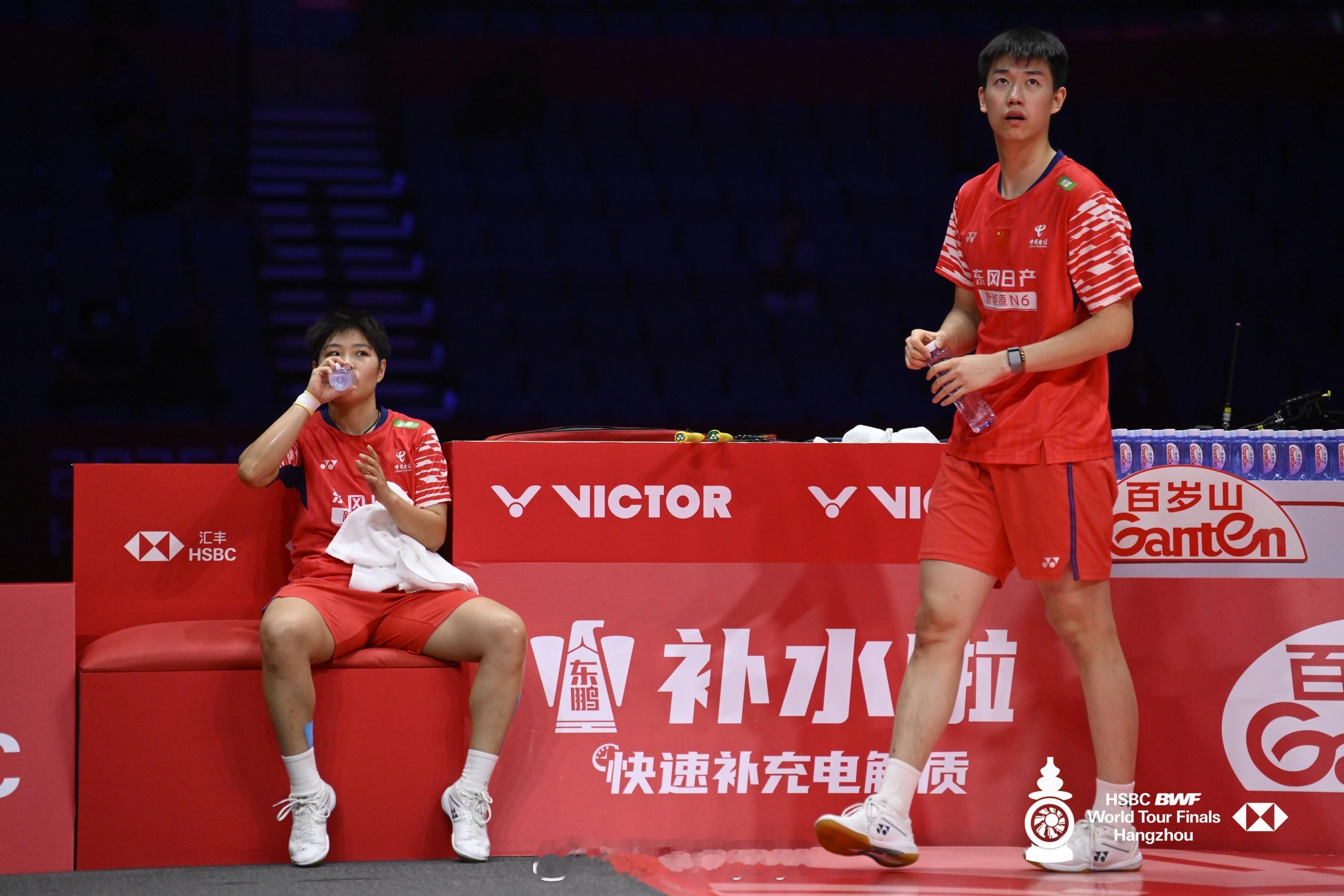 2025年世界羽联年终总决赛 混双半决赛🇨🇳冯彦哲/黄东萍 20-22 21