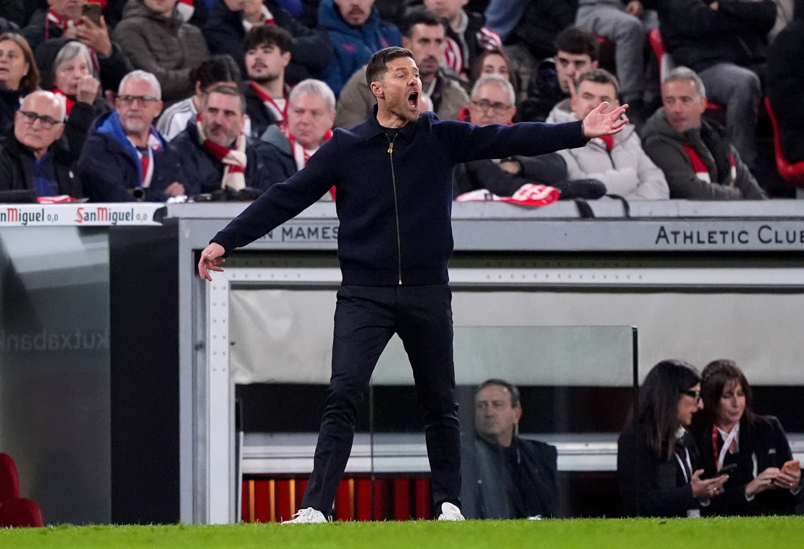 【全场】毕尔巴鄂竞技0-3皇家马德里姆巴佩2球1助；卡马文加进球后伤退，送出助攻