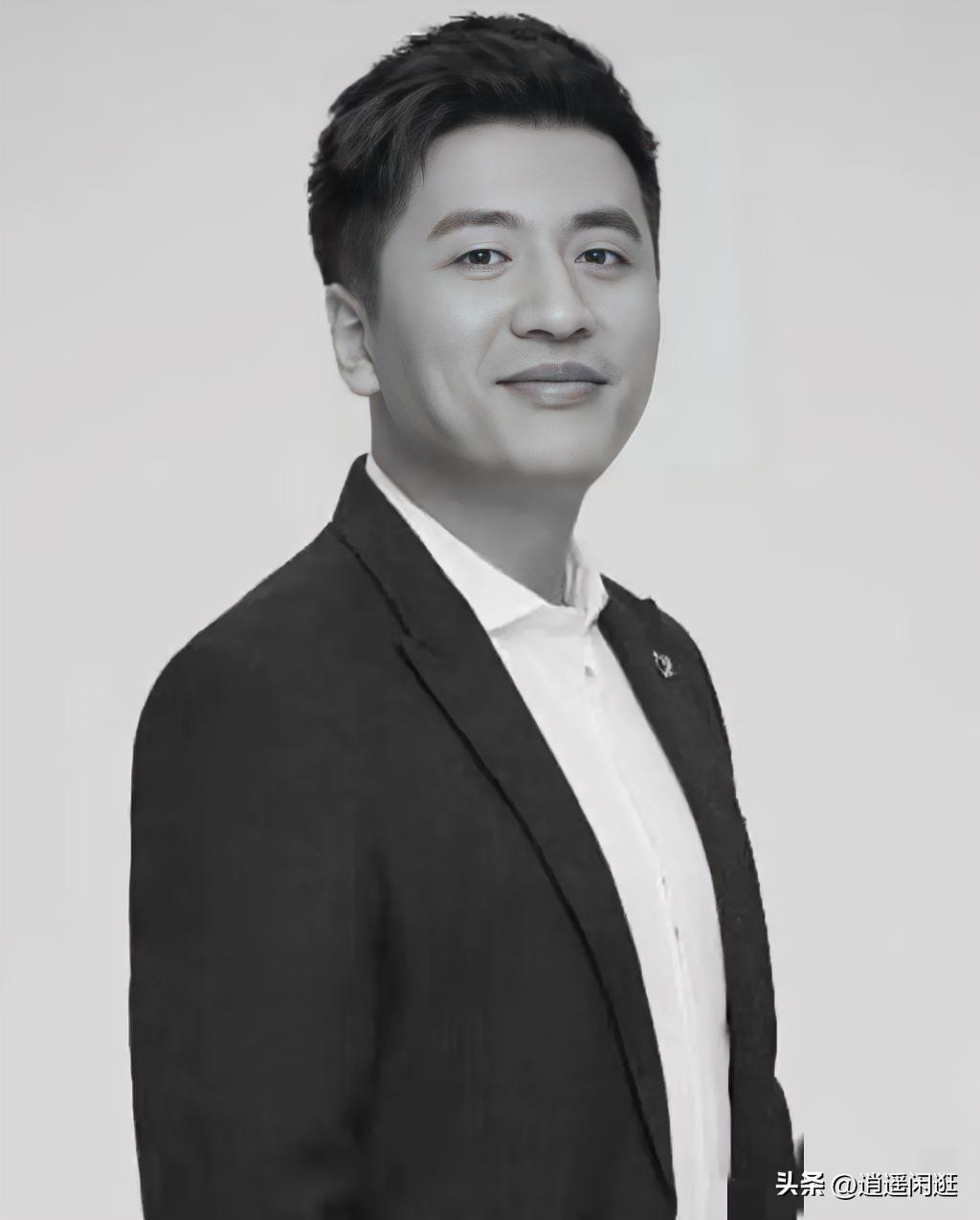 好奇查了下张雪峰的出身。
不查不知道，
一查才知道，张雪峰根本不是资源咖，他就是