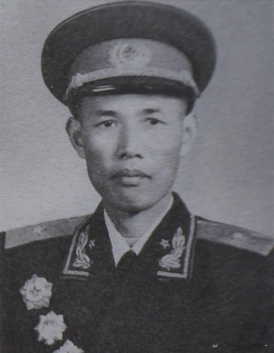 开国少将刘振球
刘振球（1911年－1997年6月5日），男，福建省上杭县中都镇