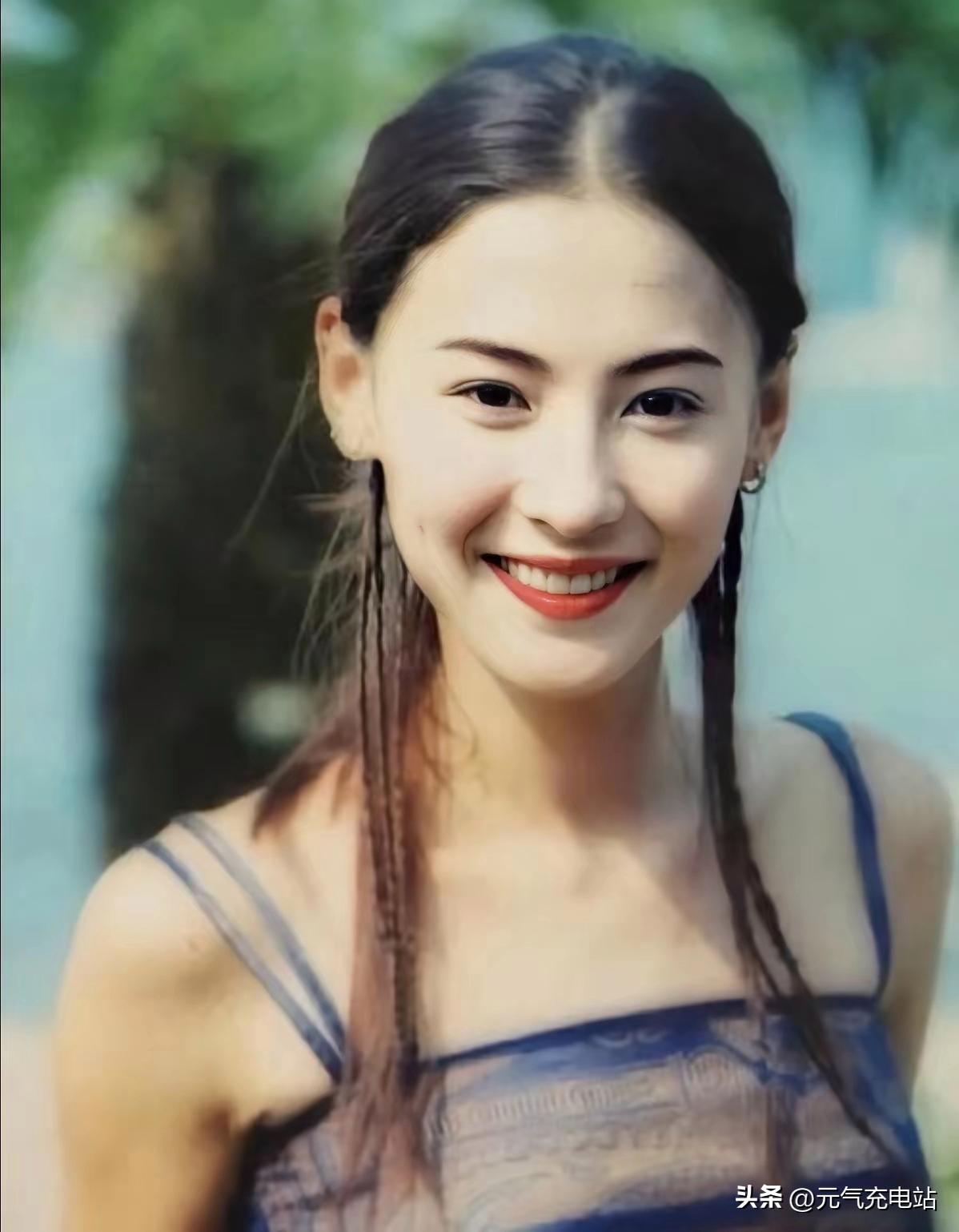 谢霆锋终会懂得：孩子，才是女人最踏实的底气
 
谢贤离世之后，整场后事有条不紊地