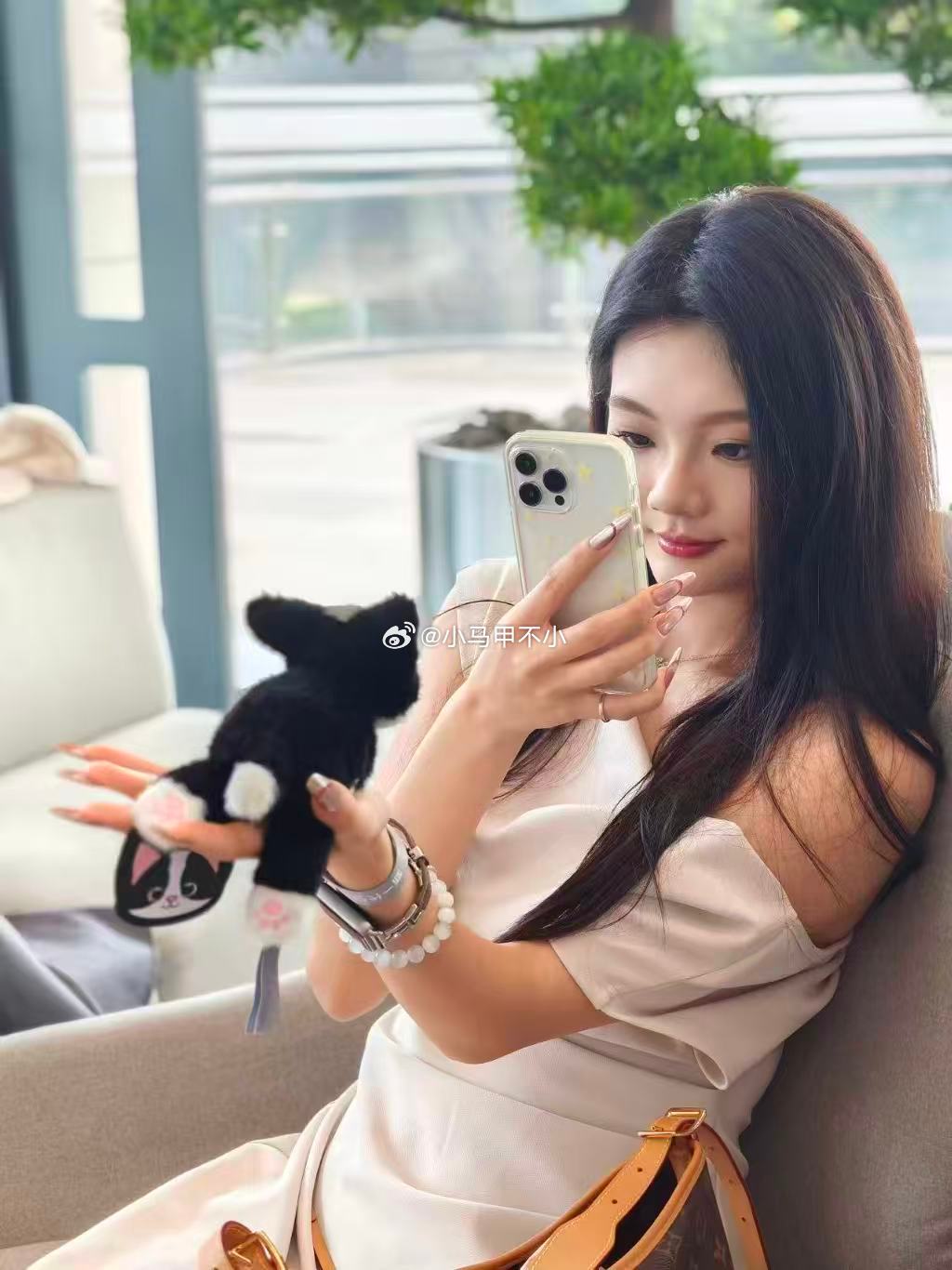 高颜值车主们新一代SU7 汽场全开