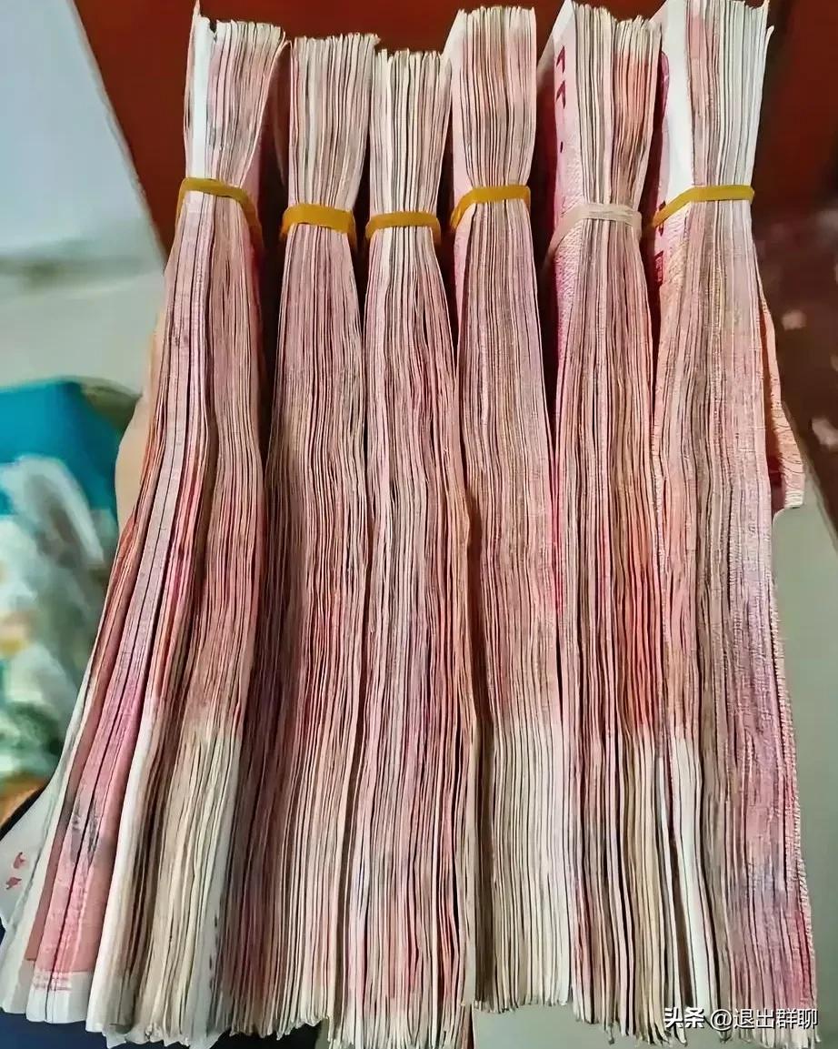 最近中东局势动荡、油价波动，经济大环境也不太稳，普通人手里的“米缸”得捂紧点。这