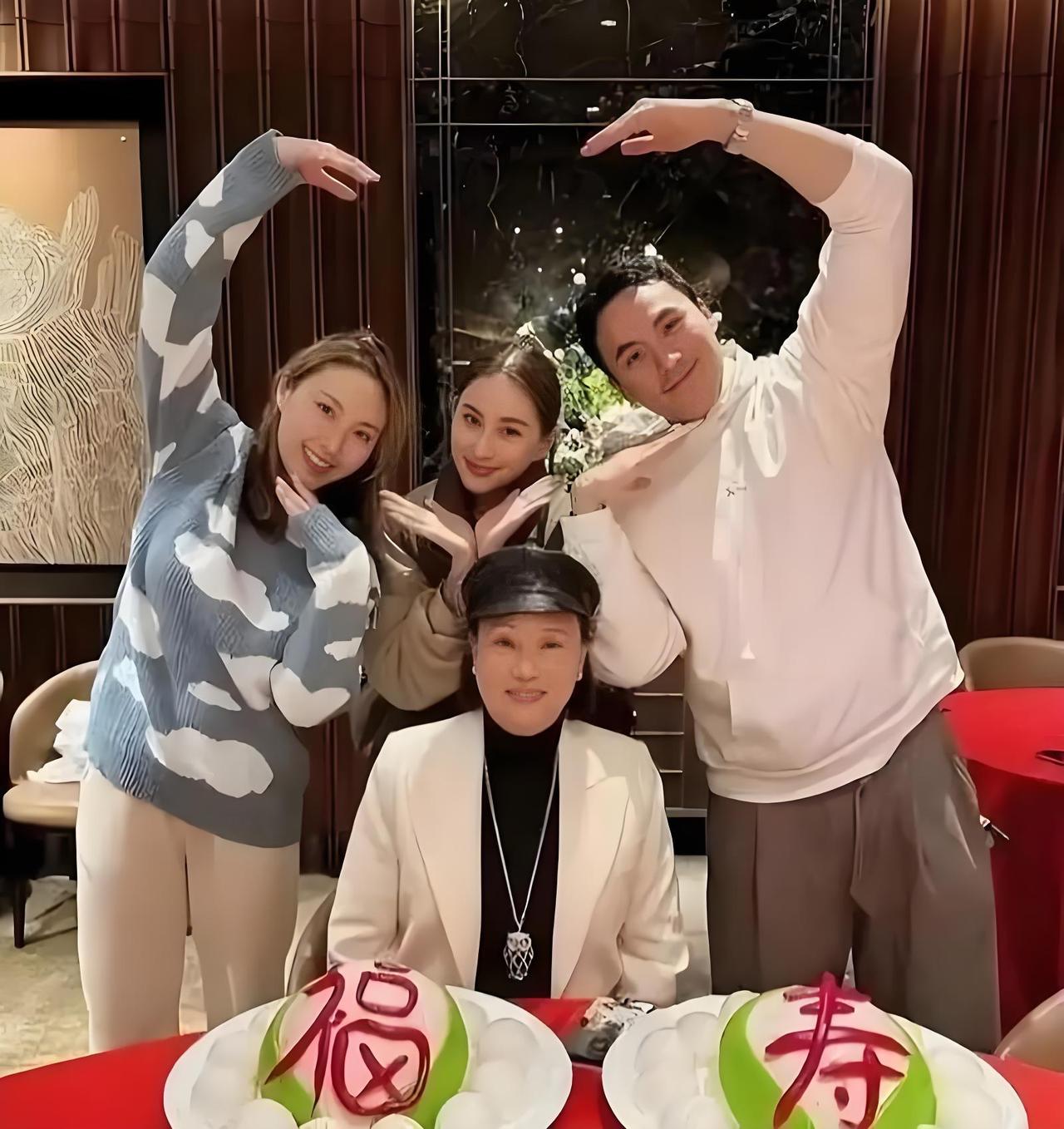 三太的格局真的不太行：你要是真看不上窦骁，就不要同意他们结婚，别花他的钱办婚礼，