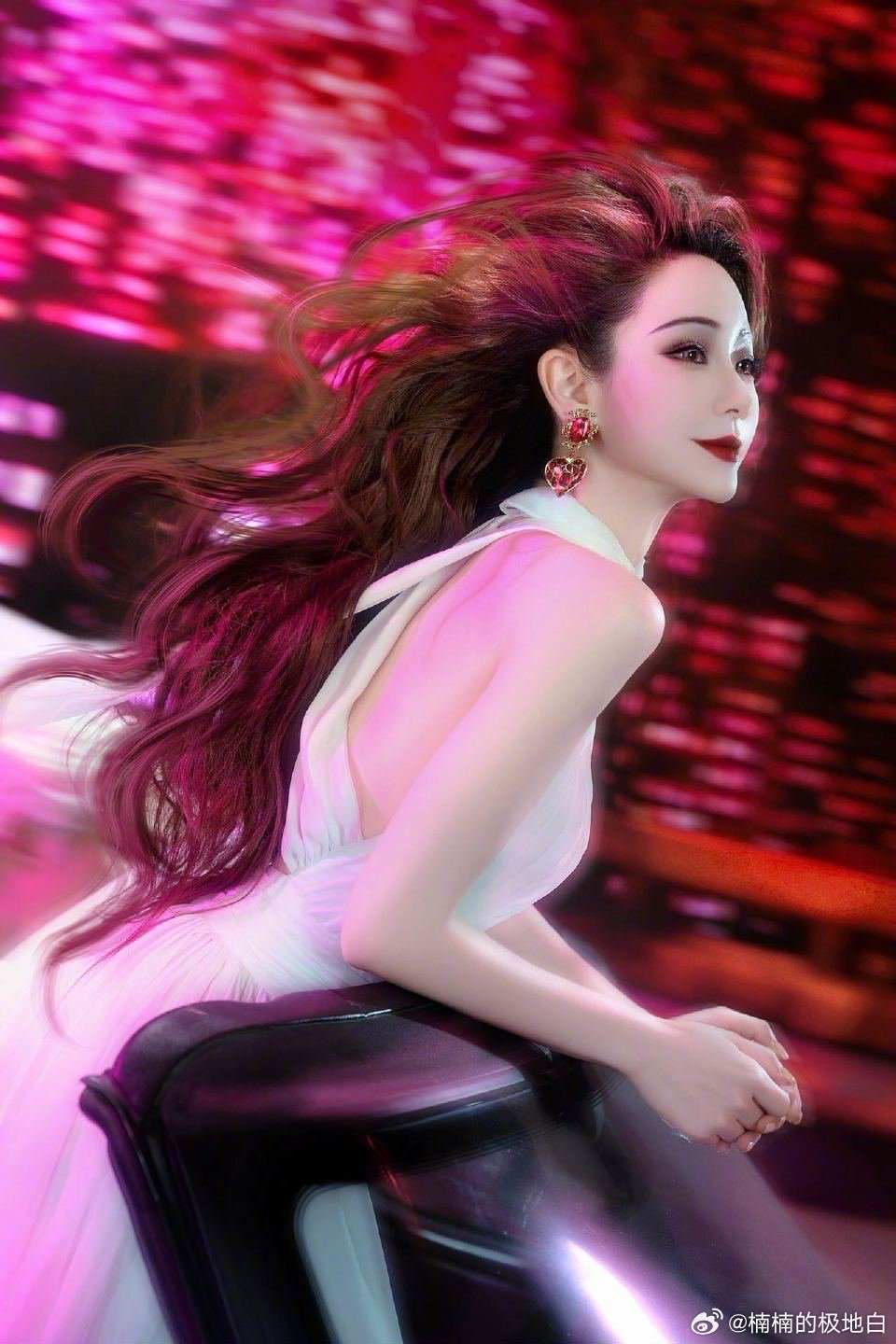 戚薇李承铉情人节cos戚薇李承铉就没有废片 被戚薇李承铉情人节cos狠狠惊艳，造