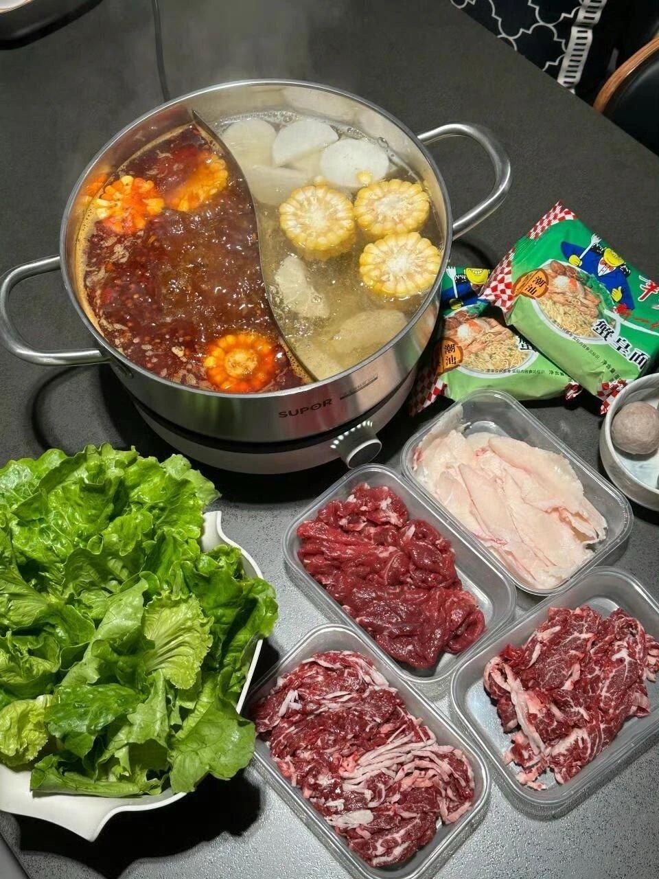 𝙽𝚒𝚐𝚑𝚝 𝚜𝚗𝚊𝚌𝚔 🍢在发光和发财之间选择了发胖 ๑´