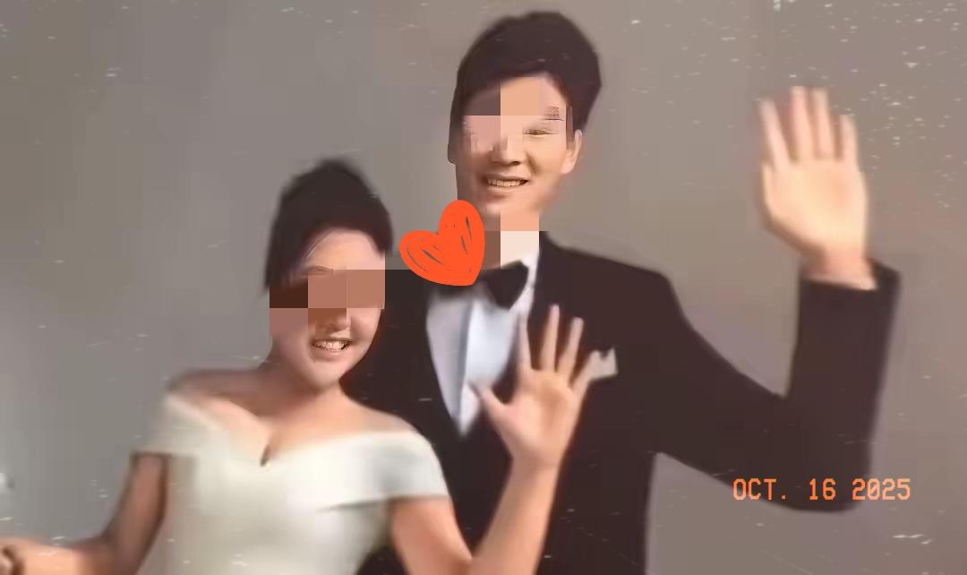 新郎跳江的原因终于找到了
他的老父亲终于可以安心一些
当婚车停在酒店门口，新郎不