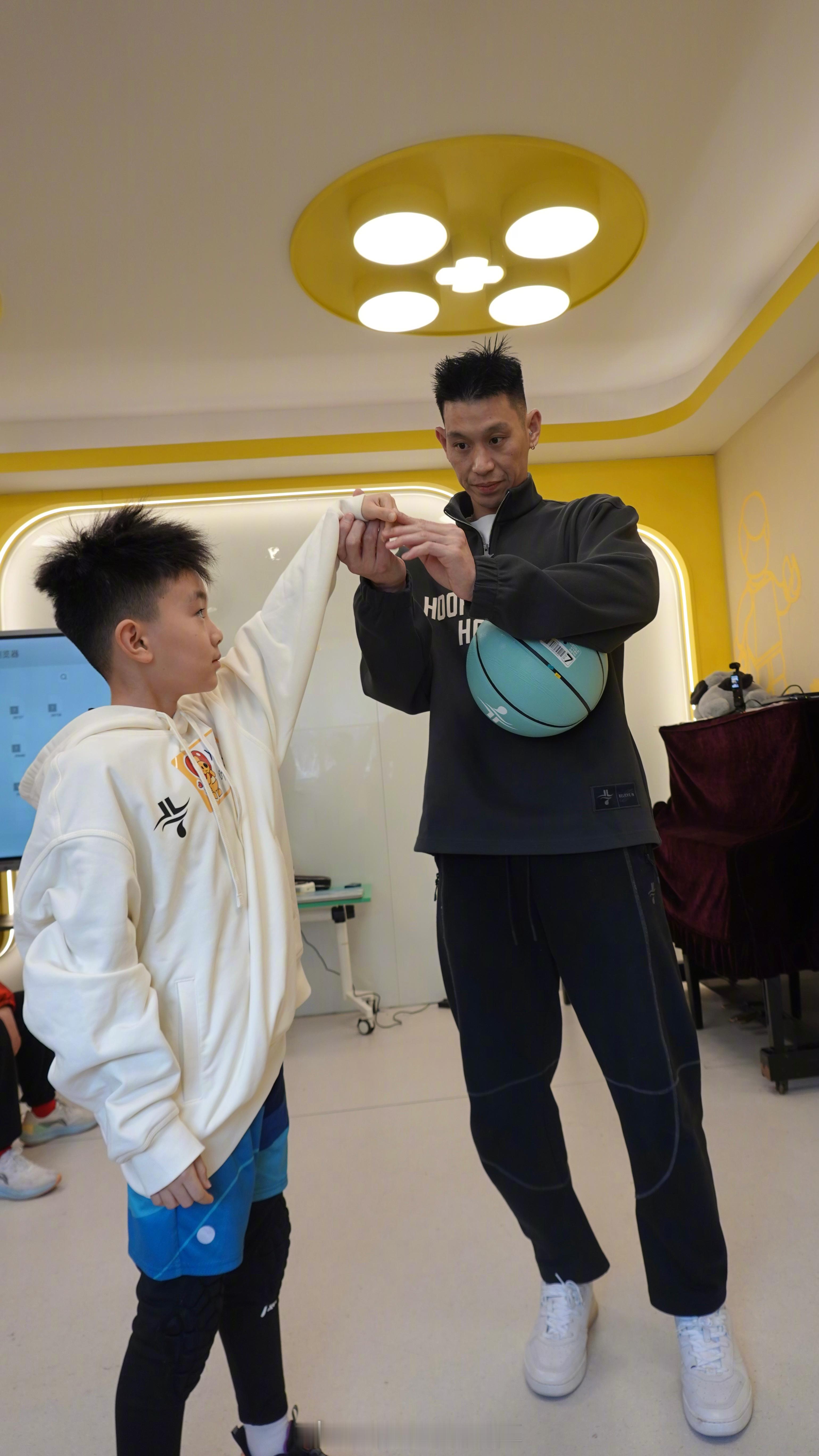 「我发现原来艰苦的人，也能通过努力去做好自己想要的事情！」这是一个跟着爸妈从安徽