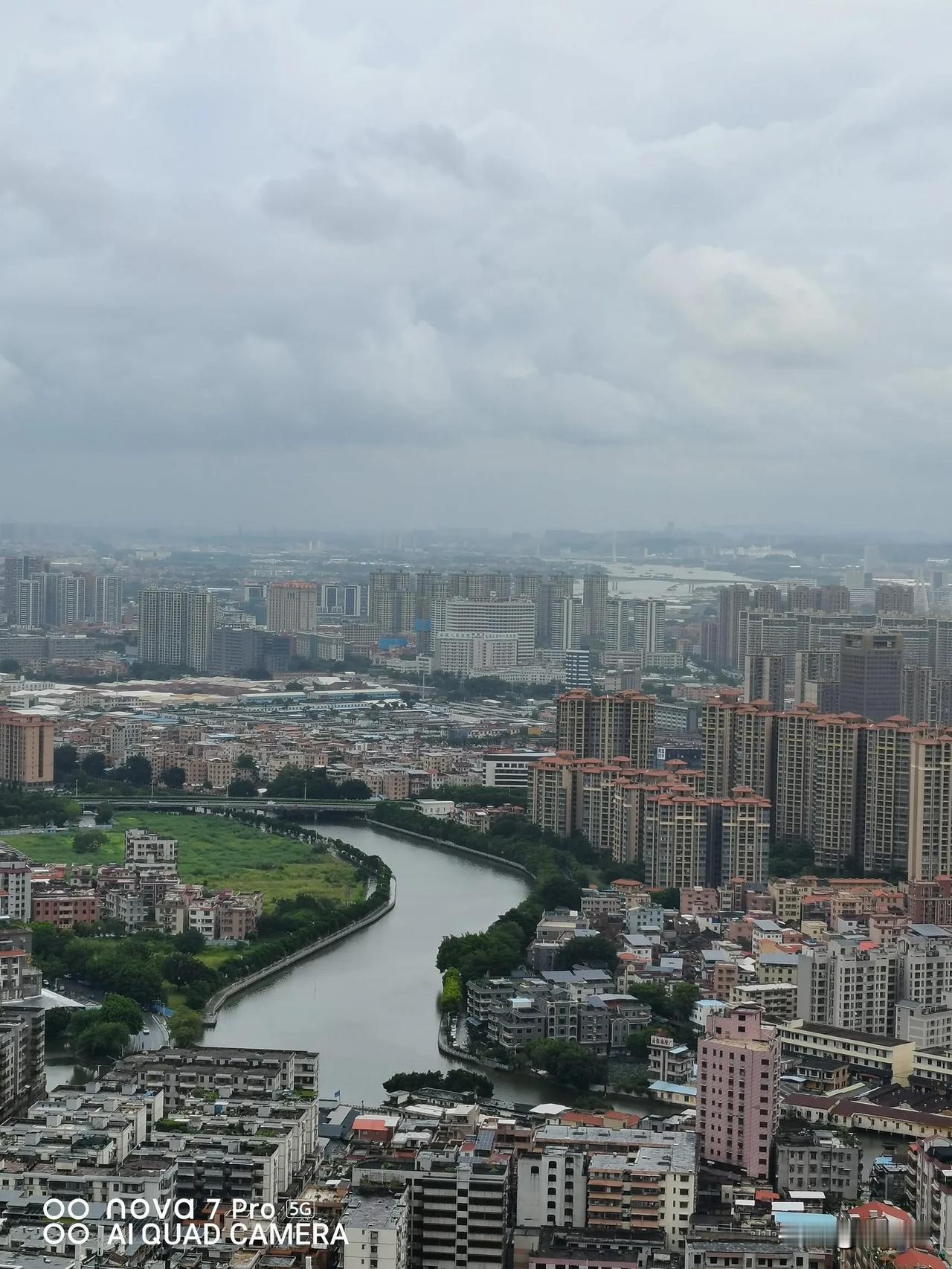 生命中，你无能为力的那些事，例如:

1、你的出生，还有突如其来的病痛

2、你
