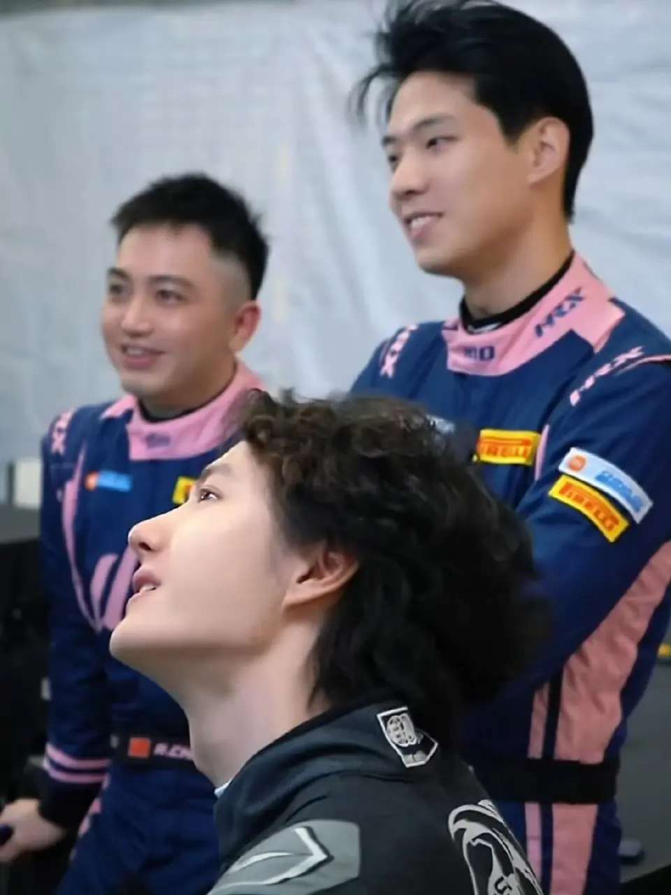 独一份的美丽动人。 