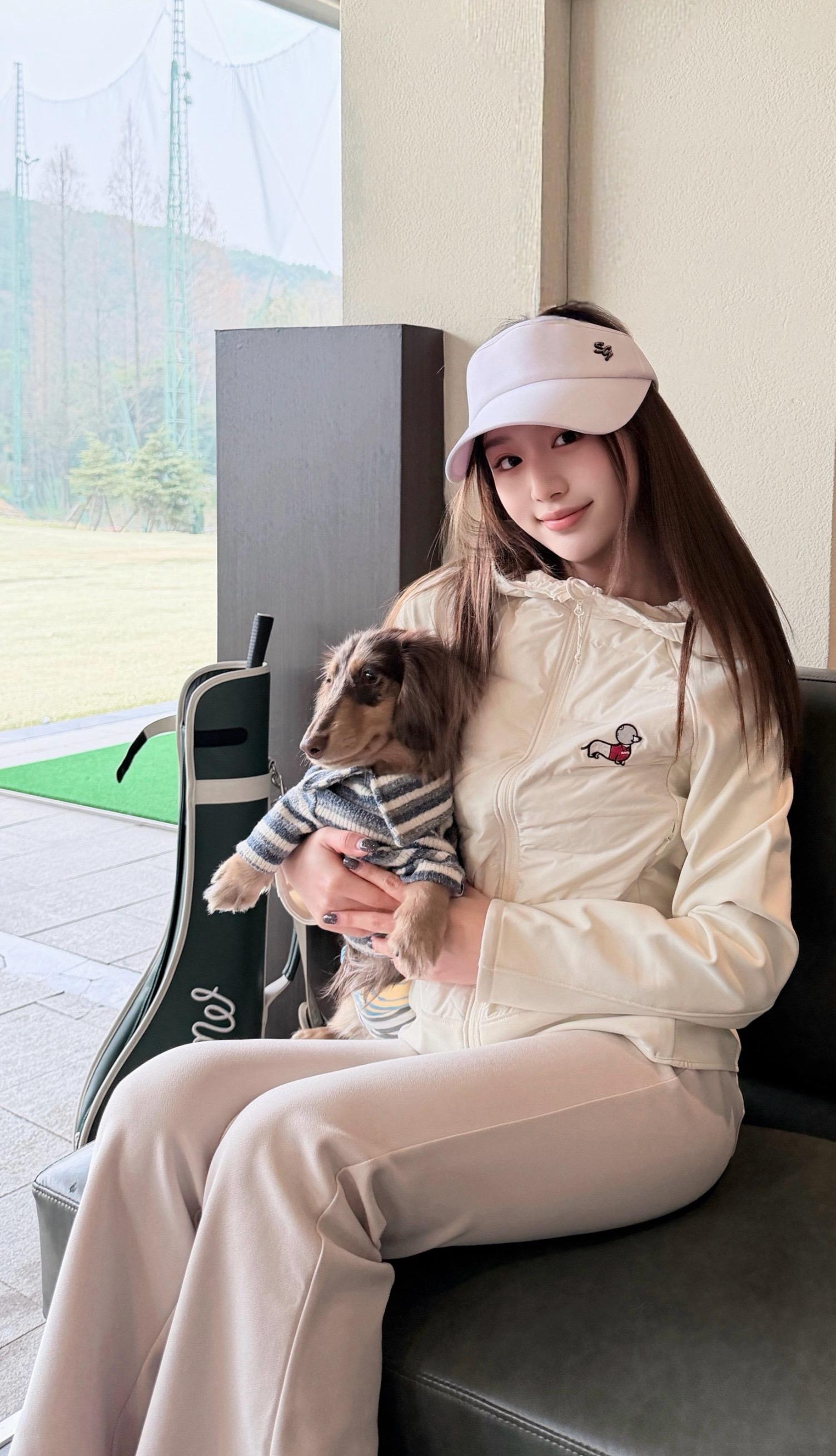 带小狗🏌️‍♀️🌭